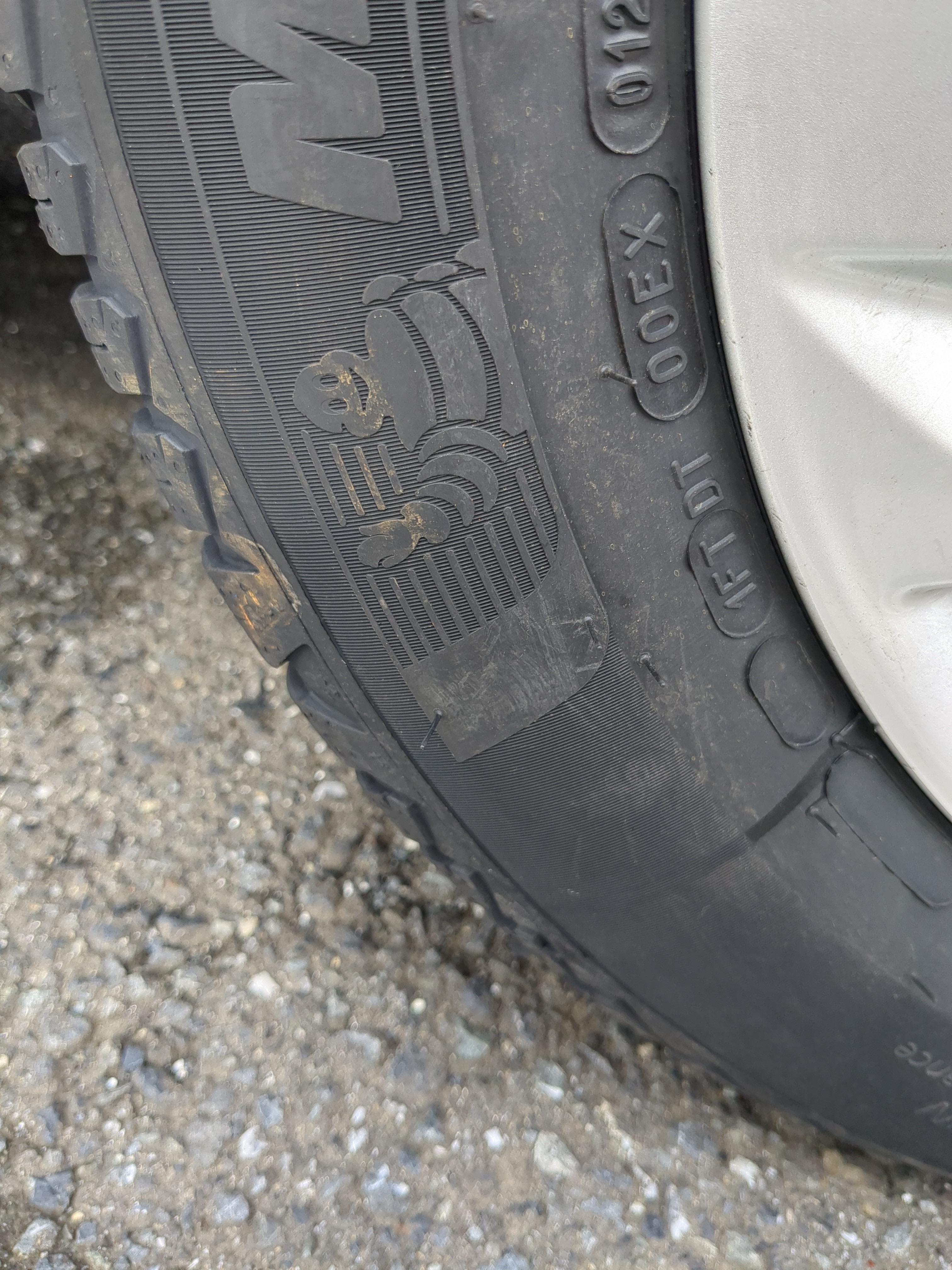 MICHELIN CROSSCLIMATE CROSSCLIMATE 2 225/55R17 101Y XL | タイヤの通販  販売と交換/交換予約のTIREHOOD