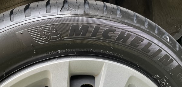 MICHELIN ENERGY ENERGY SAVER 4の評判・評価・ユーザーレビュー一覧 | タイヤの通販 販売と交換/交換予約のTIREHOOD