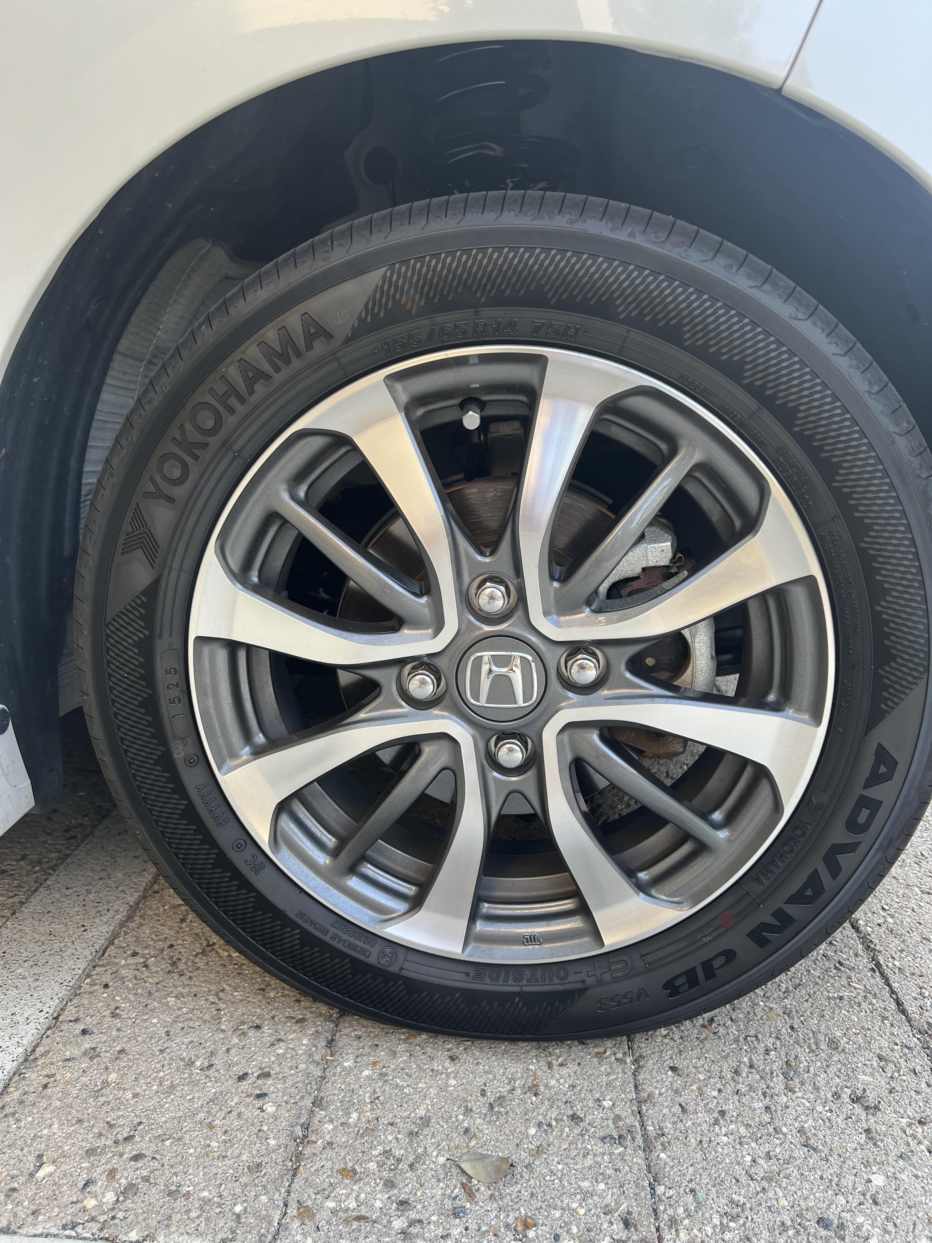 YOKOHAMA ADVAN dB V553 215/60R16 95V | タイヤの通販 販売と