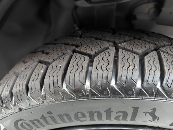 送料無料コンチネンタルVikingコンタクト7【245/40R19 98T XL Amazon.com: Continental Tires Vikingcontact 7 245/40R19 Tire