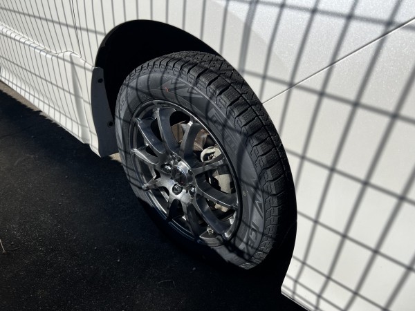 PIRELLI ICE ZERO ASIMMETRICOのレビュー投稿画像