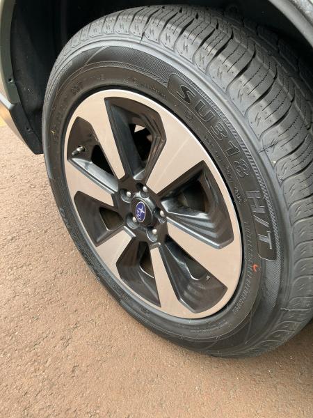 TRAZANO SU318 H/T 225/60R17 99T | タイヤの通販 販売と交換/交換予約