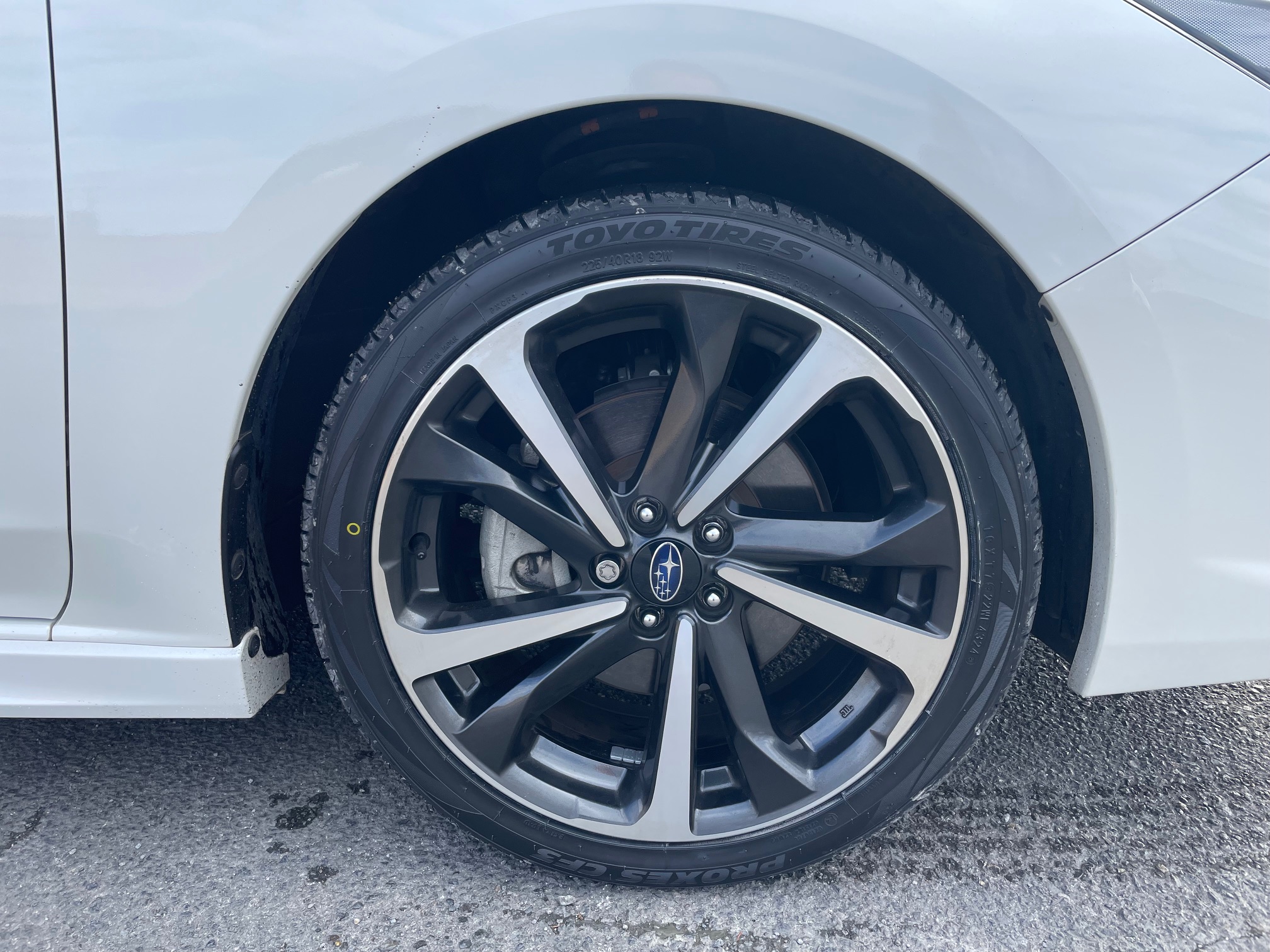 TOYOTIRE PROXES CF3 185/70R14 88H | タイヤの通販 販売と交換 TOYOTIRE PROXES CF3 185/70R14 88H | タイヤの通販 販売と交換