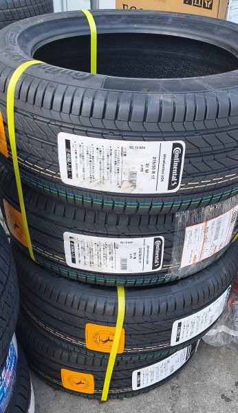 Continental UltraContact UltraContact UC6 215/50R17 91W | タイヤの