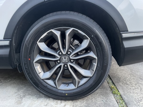 YOKOHAMA ADVAN V61 235/60R18 103V | タイヤの通販 販売と交換/交換