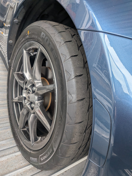 BRIDGESTONE POTENZA Adrenalin RE005 195/50R16 88W XL | タイヤの