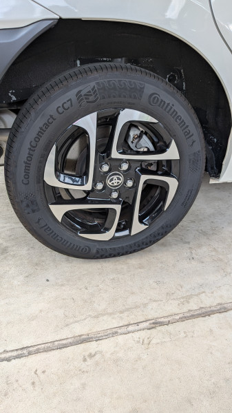 Continental ComfortContact CC7 185/60R16 86H XL | タイヤの通販