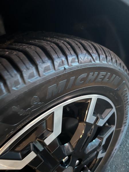 MICHELIN CROSSCLIMATE CROSSCLIMATE 3 235/45R20 100V XL | タイヤの