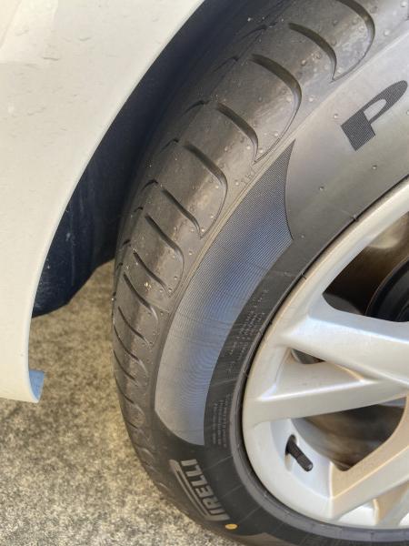 PIRELLI POWERGY 235/60R18 107V XL | タイヤの通販 販売と交換/交換