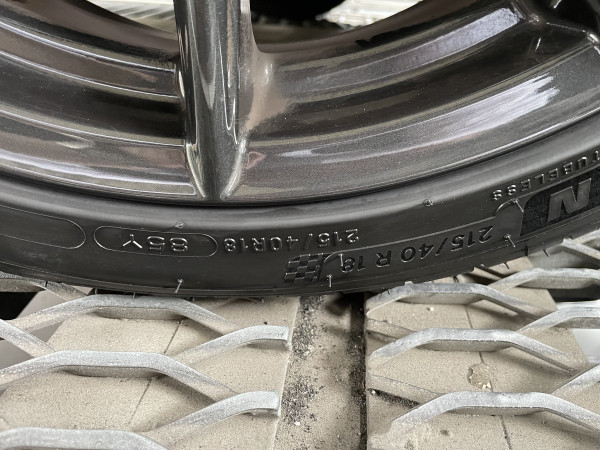 MICHELIN PILOT PILOT SPORT 4 235/45ZR18 (98Y) XL | タイヤの通販