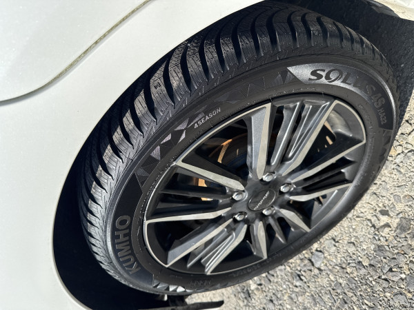 KUMHO SOLUS 4S HA32 205/55R17 95V XL | タイヤの通販 販売と交換